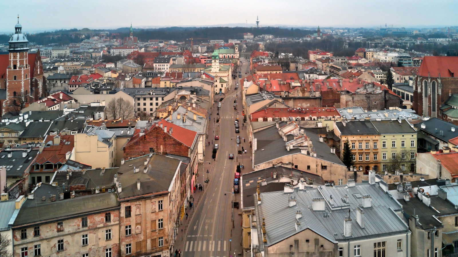Affordable SUV rental near Kraków airport for road trips